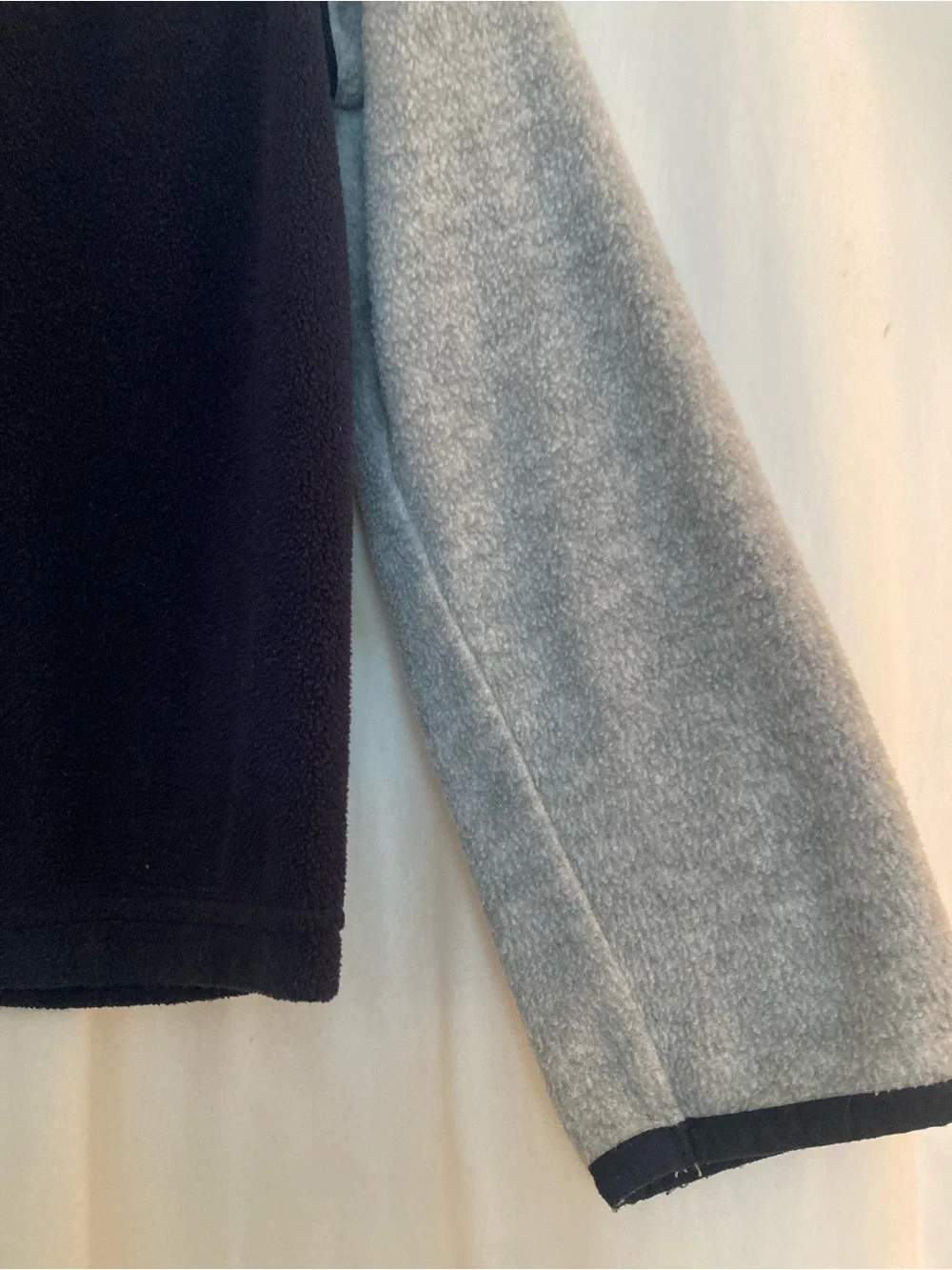 OshKosh B'gosh Two-Tone Navy and Gray Quarter-Zip Fleece Size 6